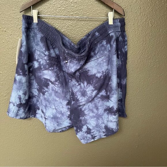 ATHLETA Farallon Short - Picture 7 of 16